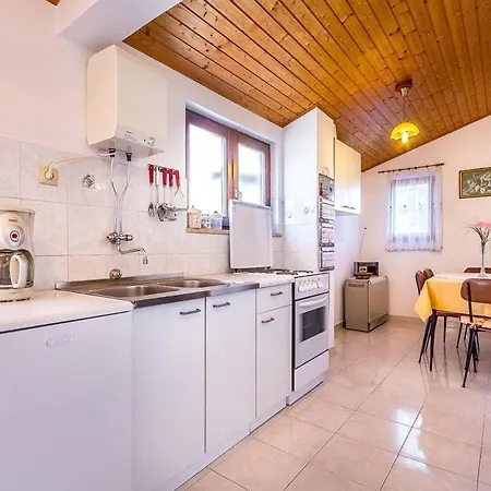 House Cador * Vinkuran